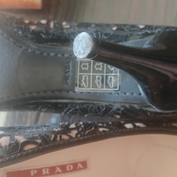 Prada Patent leather Laser Cut Floral Design Peekaboo Heel - Picture 10 of 12